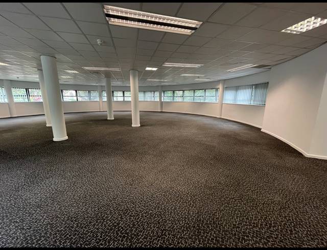 439M² OFFICE TO LET IN PARKTOWN